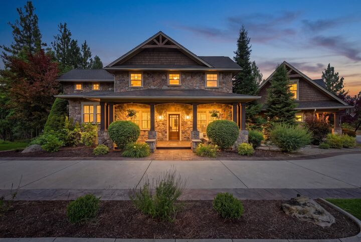 Property Photo: 2115 E Huckleberry Ln WA 99224