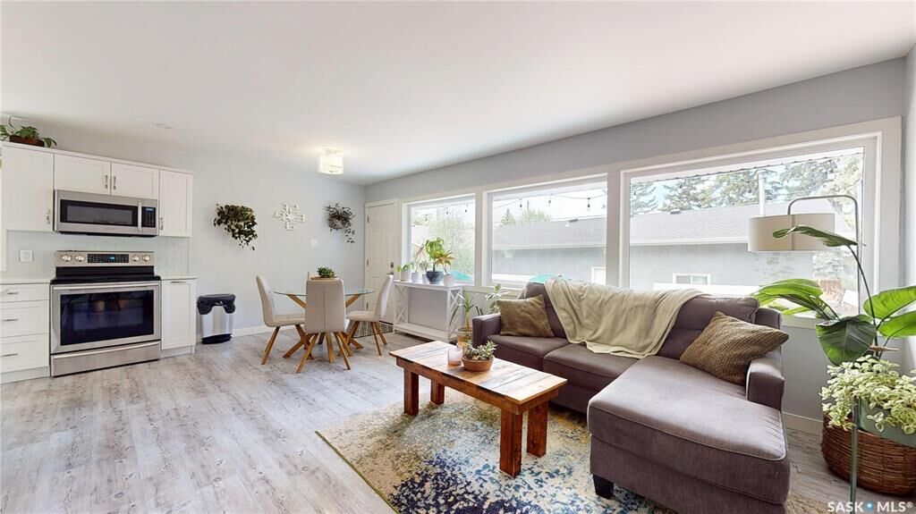 Property Photo: 3231 Hill Avenue SK S4S 0W5
