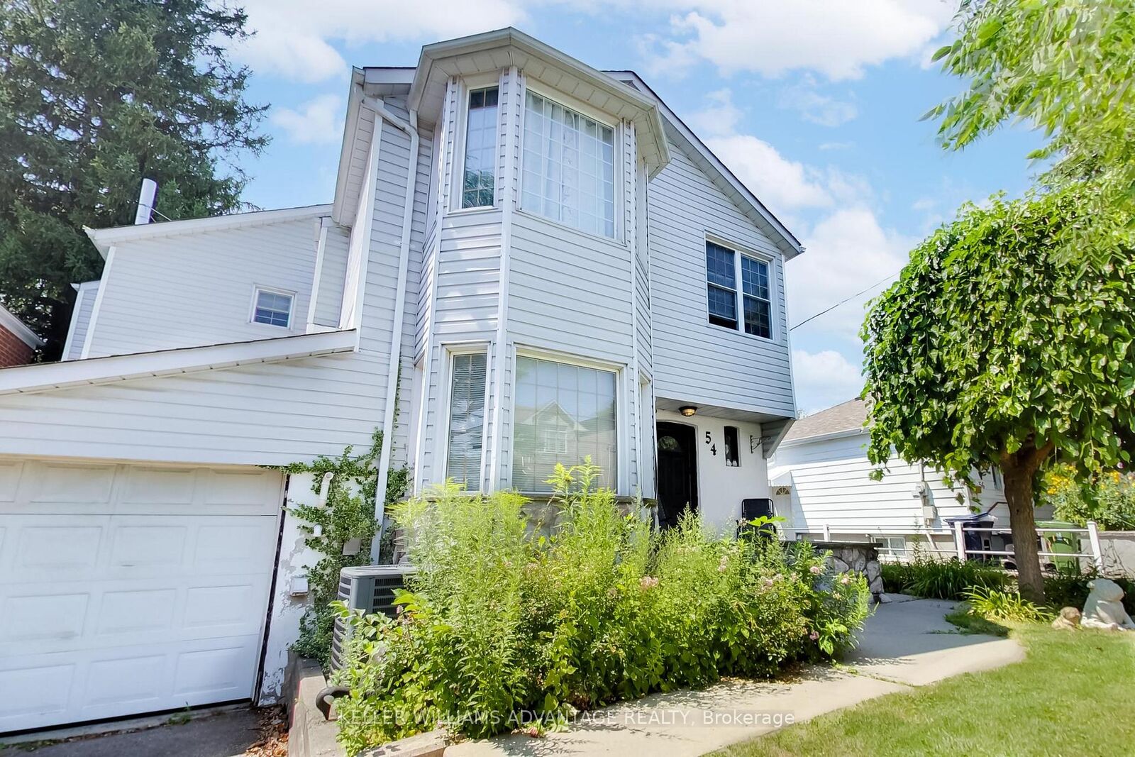 Property Photo: 54 Westbourne Avenue ON M1L 2Y4