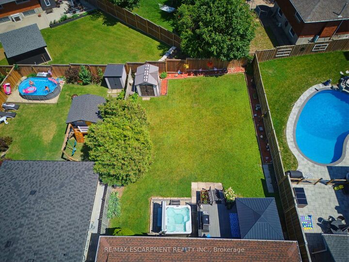 Photo de la propriété:  164 Hanover Place  ON L8K 5X6 