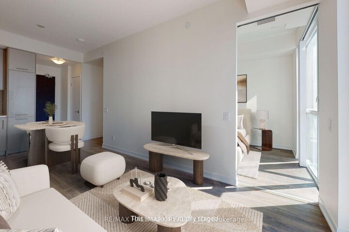 Property Photo: 87 Peter Street 4216 ON M5V 0P1