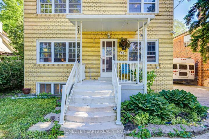 Property Photo: 23 Broadview Avenue ON L5H 2S8