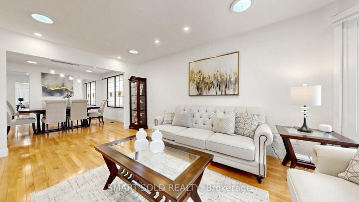 Property Photo: 156 Brammar Street ON L3Y 7T3