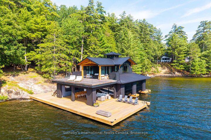 Property Photo: 1097 Armstrong Point Road ON P0B 1J0