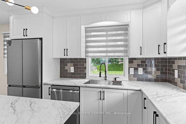 Property Photo: 1030 Yonge Street S ON N0G 2V0
