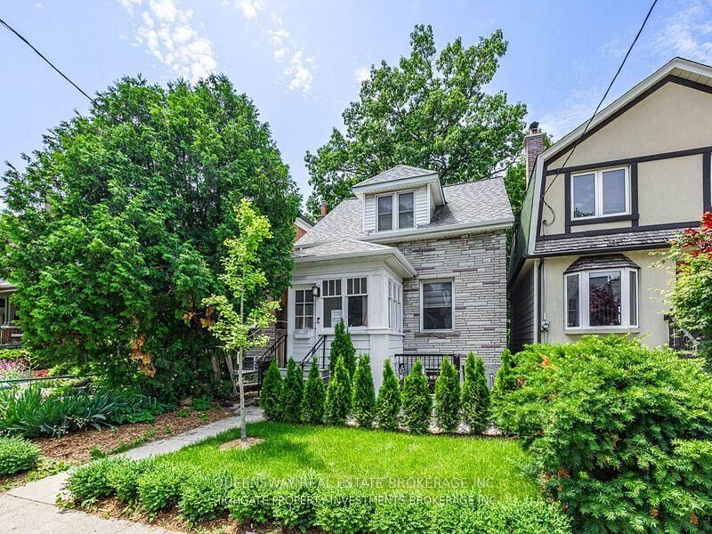 Photo de la propriété: 678 Willard Avenue ON M6S 3S5