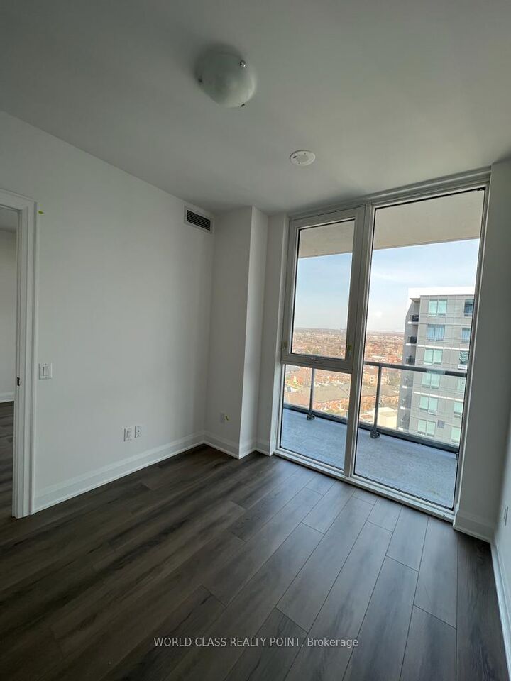 Property Photo: 20 Gatineau Drive 1511 ON L4J 0L3