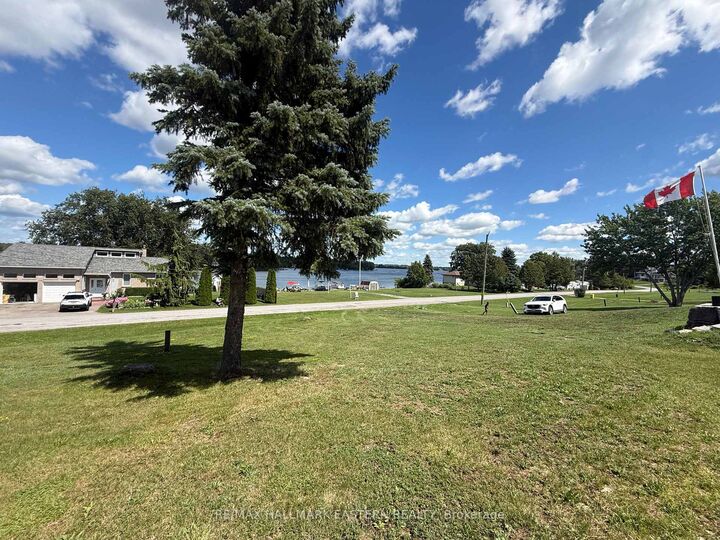 Property Photo:  1280 Gail Park Drive N #2  ON K0L 1T0 