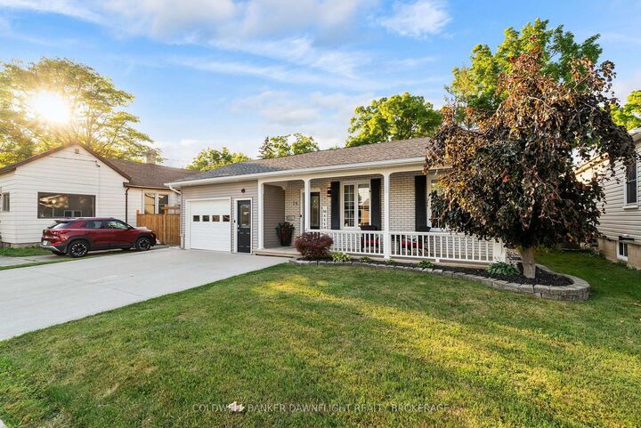 Property Photo: 76 Sanders Street W ON N0M 1S2