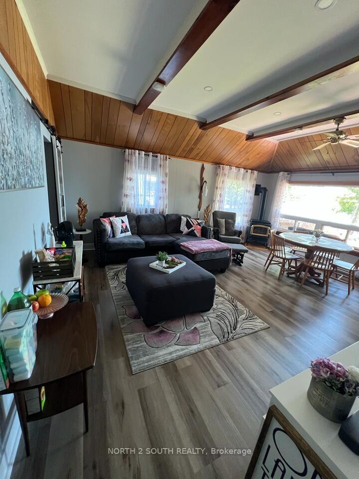 Property Photo:  55 Paradise Road  ON K0M 1B0 
