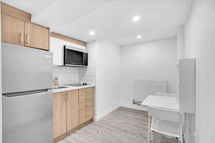 Property Photo:  15 Thorburn Avenue B03  ON M6K 1C4 