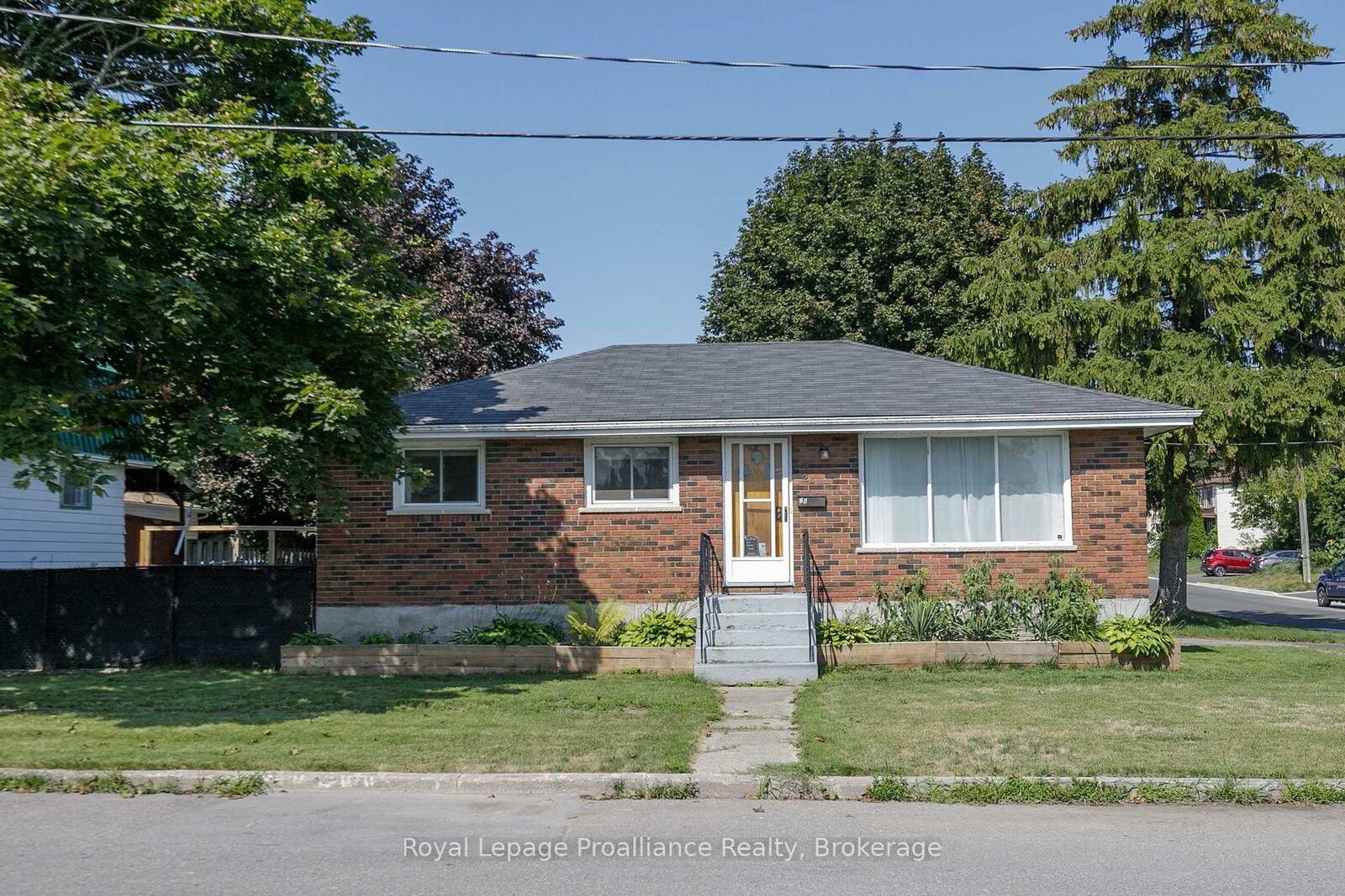 Property Photo: 26 James Street ON K8V 2W9