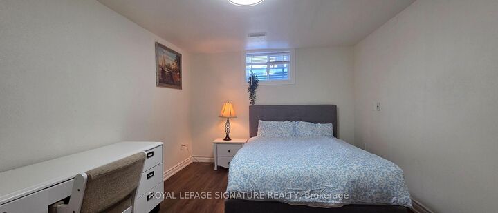 Property Photo:  3692 Ellengale Drive Basement 2  ON L5C 1Z7 