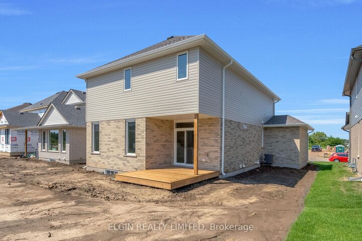 Property Photo: 75 Hemlock Crescent ON N5H 0C2