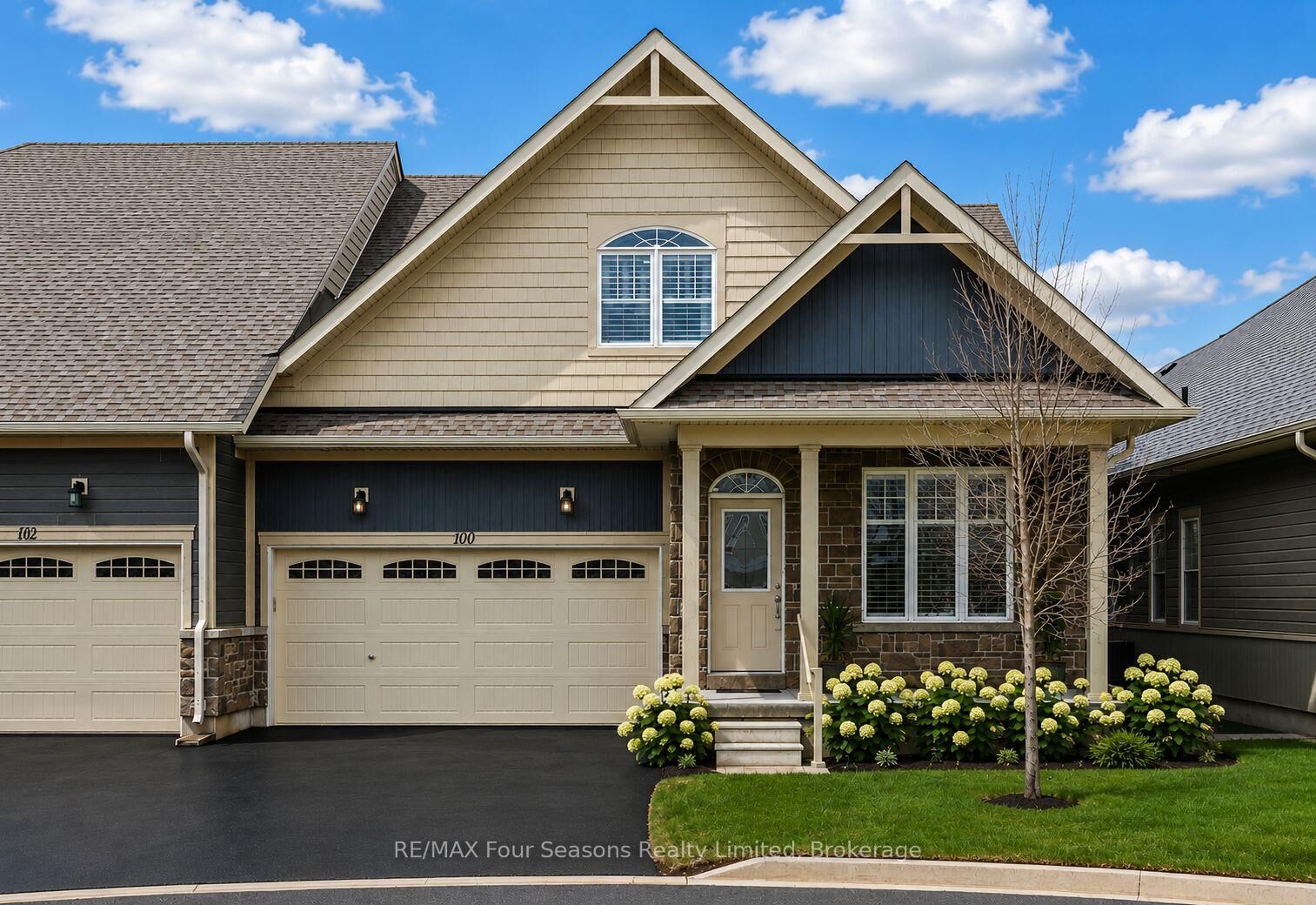 Property Photo: 100 Kari Crescent ON L9Y 5B4