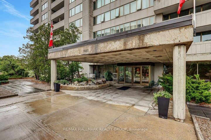 Property Photo: 2625 Regina Street 110 ON K2B 5W8