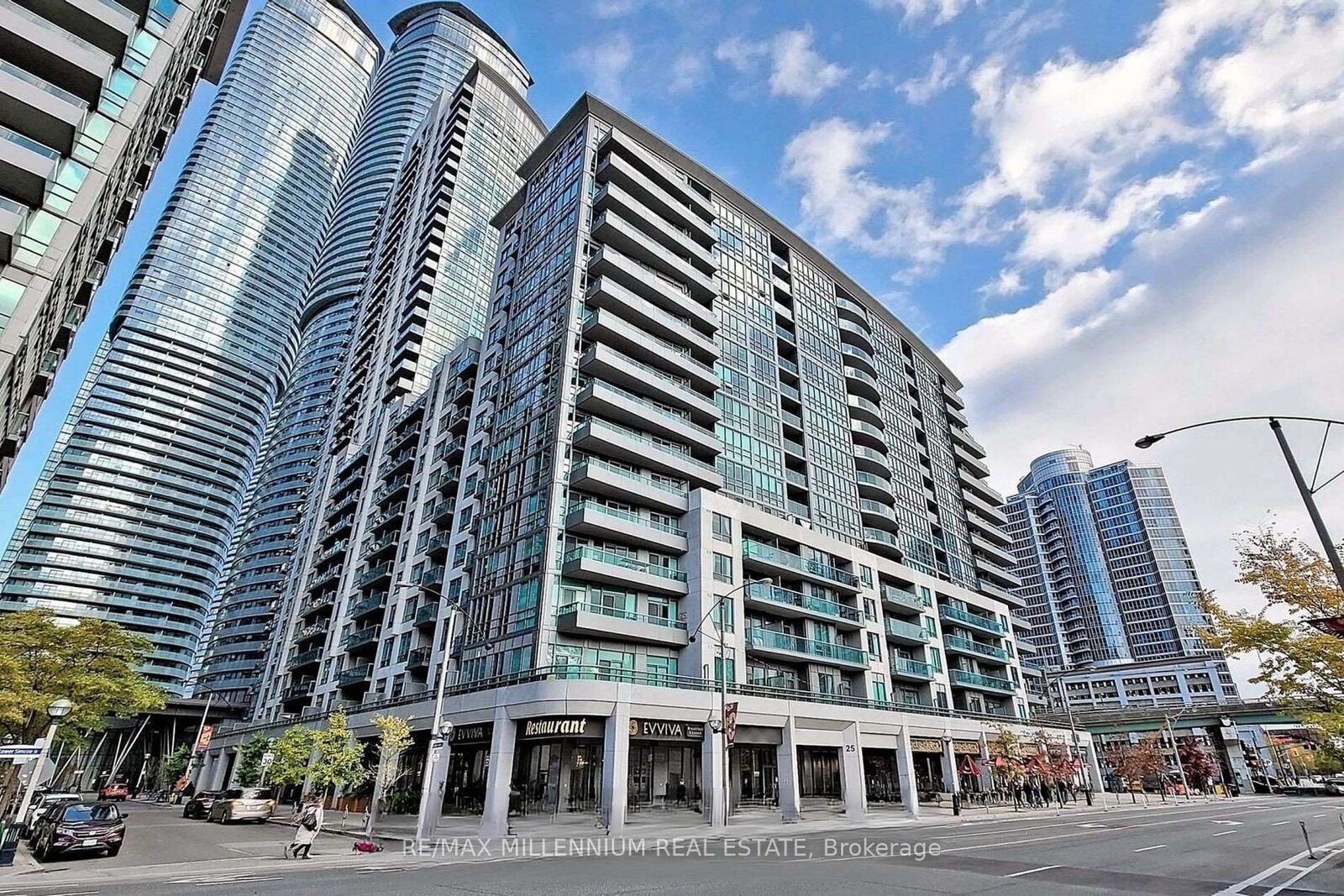 Photo de la propriété:  25 Lower Simcoe Street 1508  ON M5J 0C8 