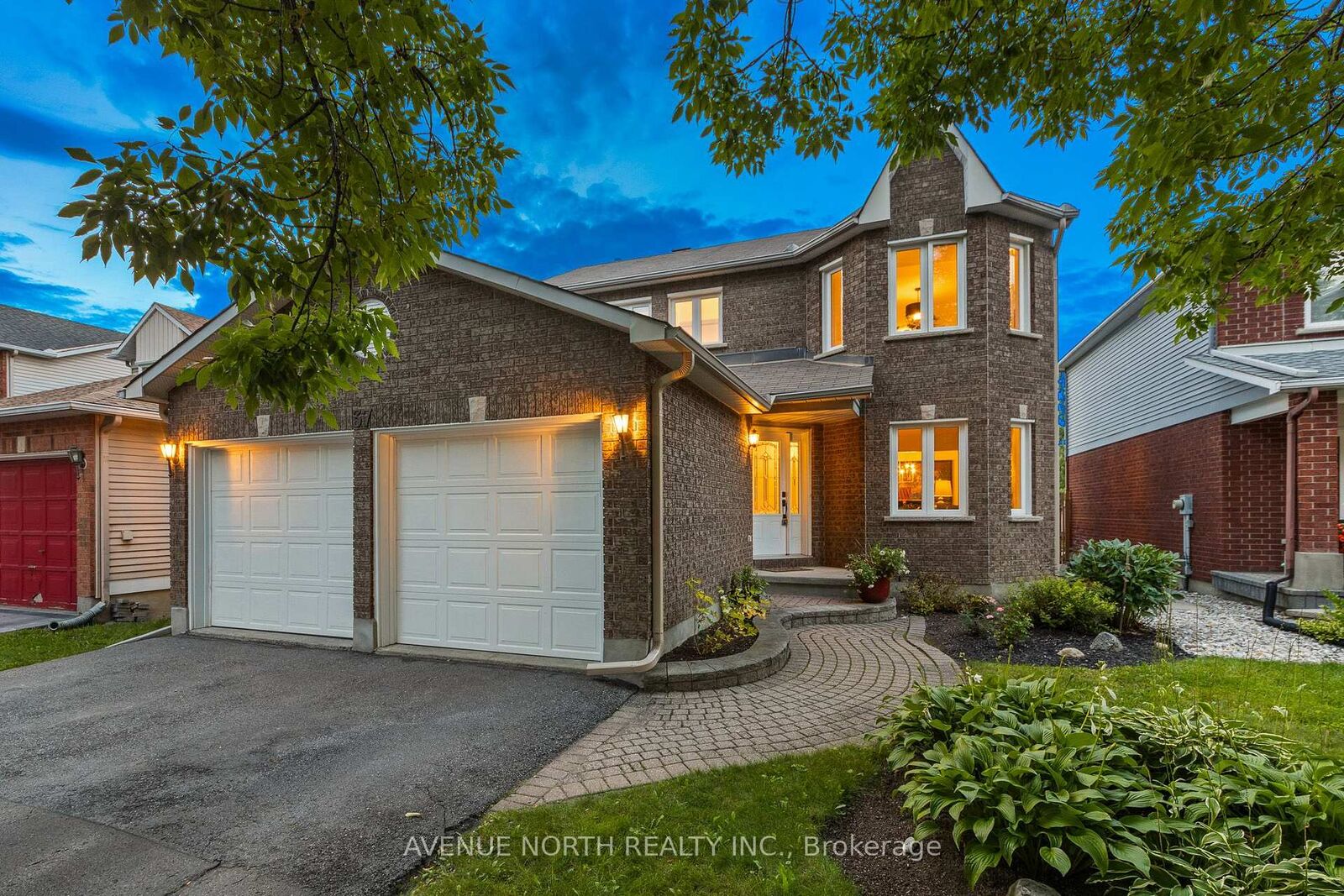 Property Photo: 37 Cellini Court ON K1G 5K3
