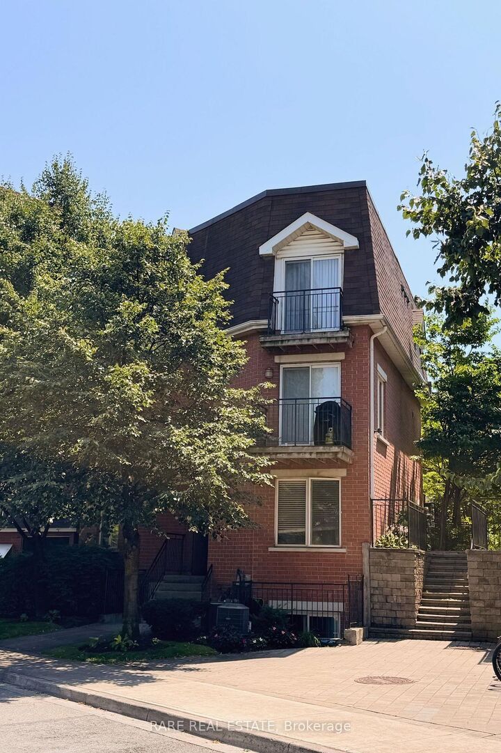 Photo de la propriété: 50 Joe Shuster Way 220 ON M6K 1Y8