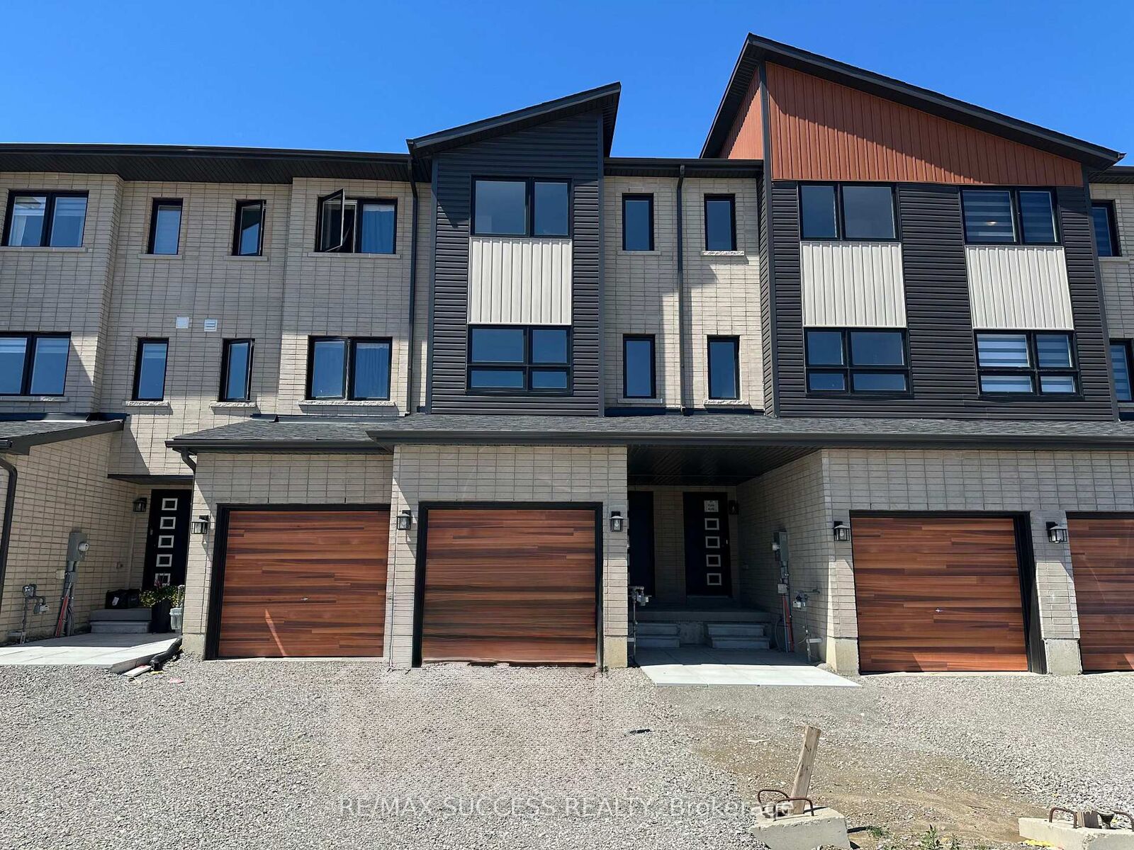 Property Photo: 49 Flan Boulevard ON L9J 0E1