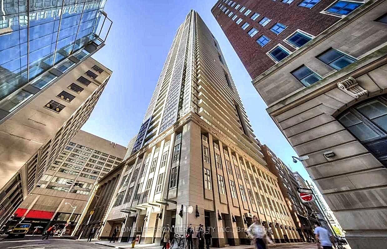 Property Photo: 70 Temperance Street 607 ON M5H 4E8