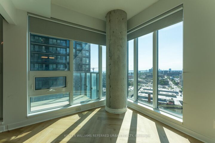 150 East Liberty Street 1614 — photo 1