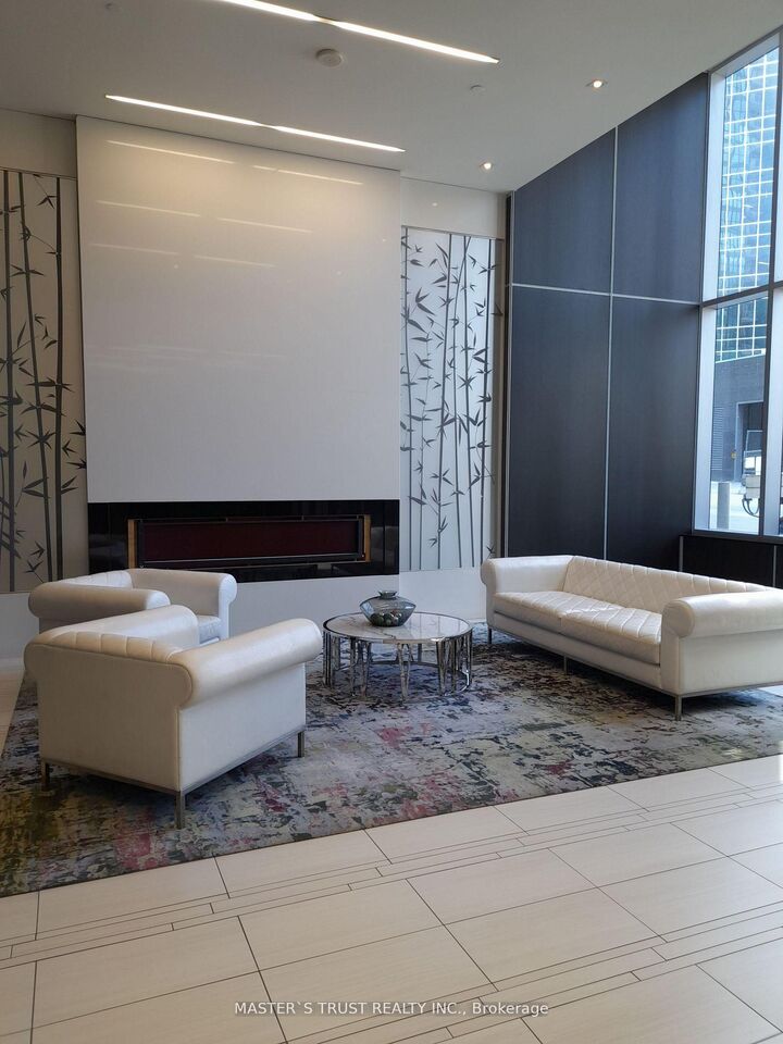 Property Photo: 9 Bogert Avenue 2202 ON M2N 5M6