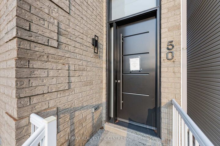 Property Photo: 5090 Fairview Street 50 ON L7L 7H5