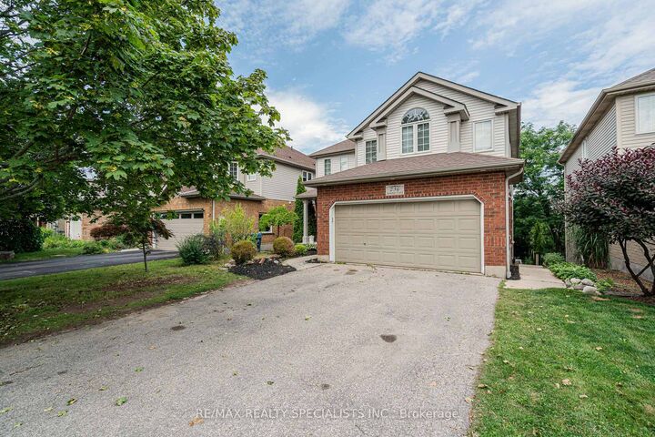 236 Summerfield Drive — photo 1