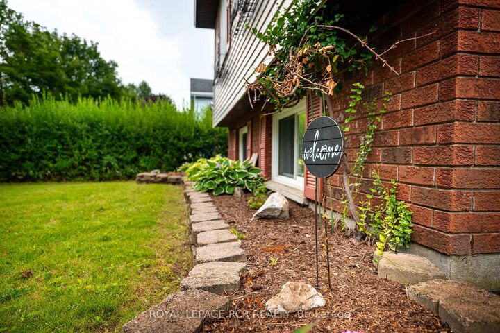 Property Photo: 169 Melissa Crescent ON N0G 2L3