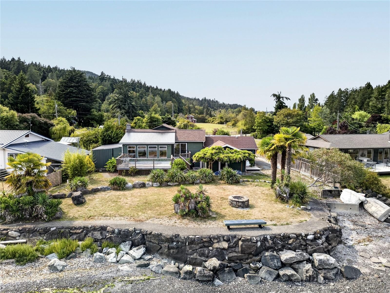 Property Photo: 287 Price Rd BC V8K 2E9
