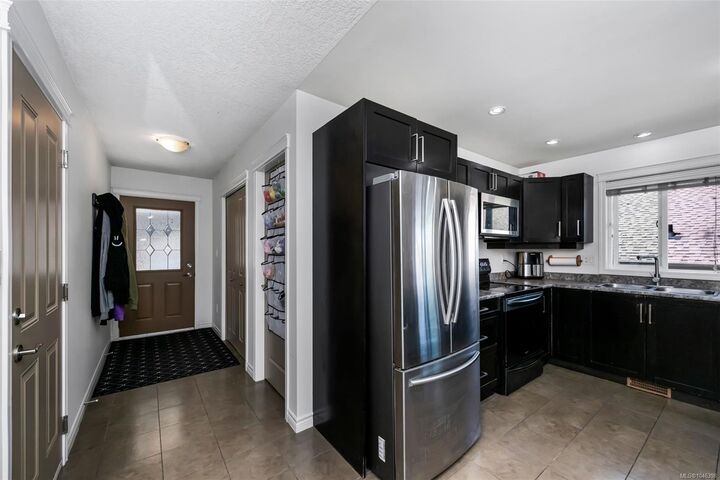 Property Photo: 1065 Fitzgerald Rd BC V0R 2W3