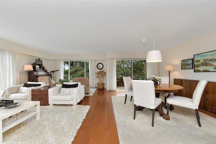 Property Photo: 2930 Cook St #305 BC V8W 3G3