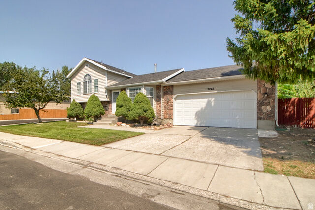 Property Photo: 3245 S 540 E UT 84106
