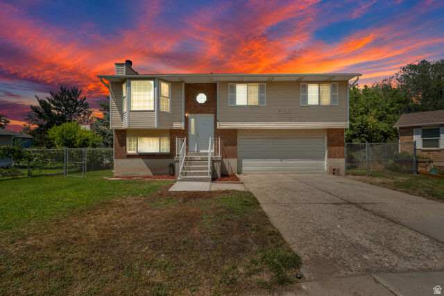 Property Photo:  2432 W Harvey Hts Cir  UT 84129 