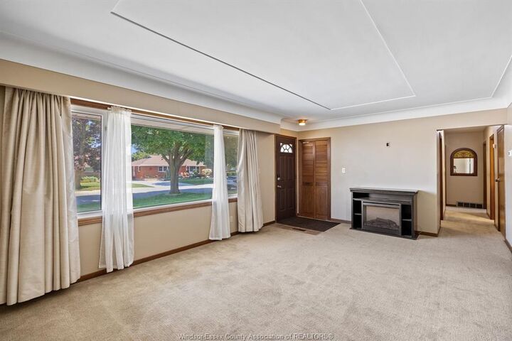 Property Photo: 12 Gladstone ON N8H 2H5