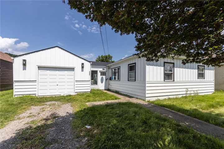 Property Photo:  7004 Grand Ave  PA 15225 
