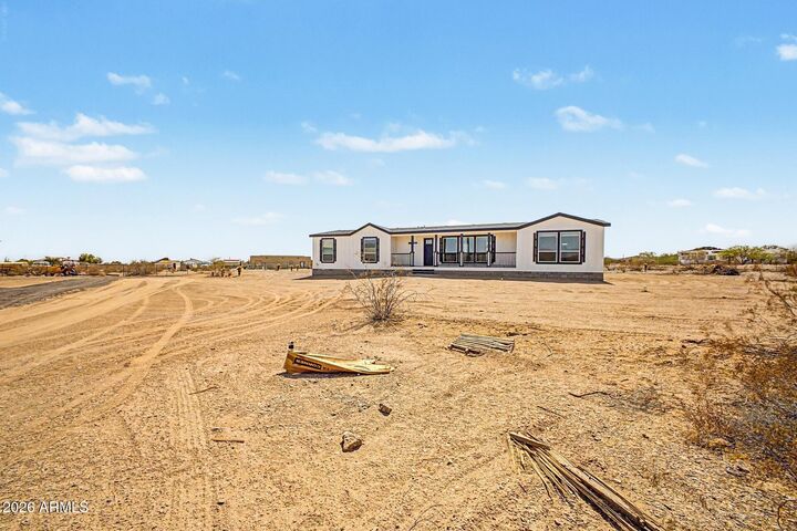 Property Photo: 27152 N 143rd Avenue AZ 85387
