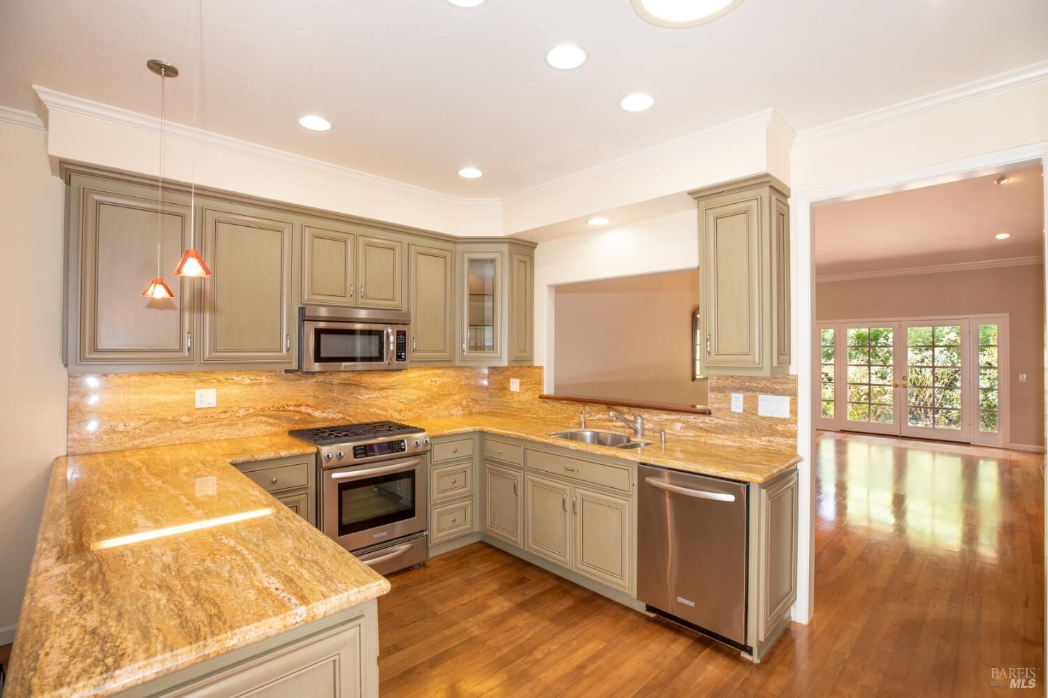 Property Photo:  154 White Oak Drive  CA 95409 