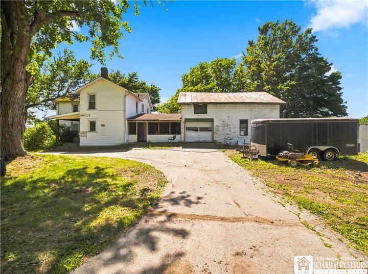 Property Photo:  7474 E Main Road  NY 14787 