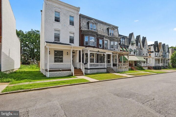 Property Photo:  317 Crescent Street  PA 17104 