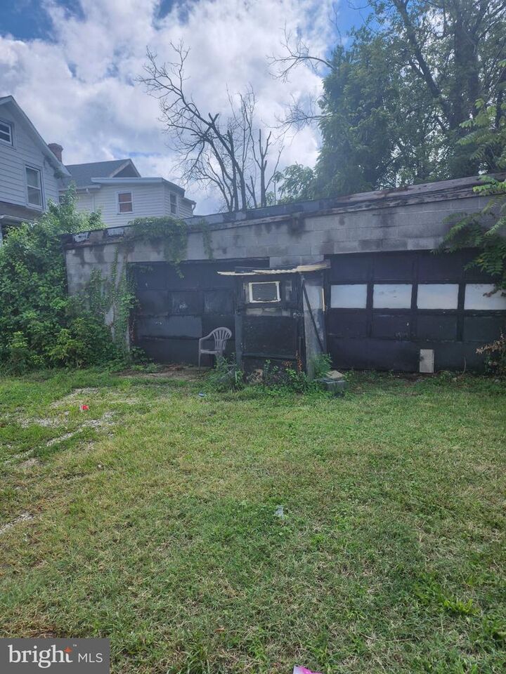Property Photo:  3202 Hayward Avenue  MD 21215 