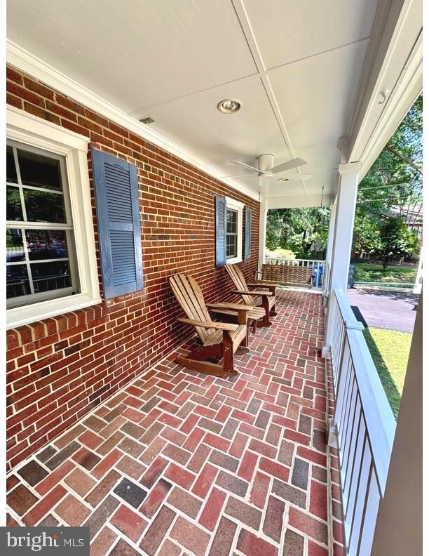 Property Photo:  3019 Crane Drive  VA 22042 