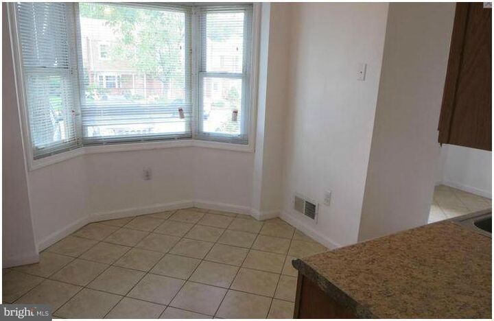 Property Photo: 10193 Farragut Court VA 20109