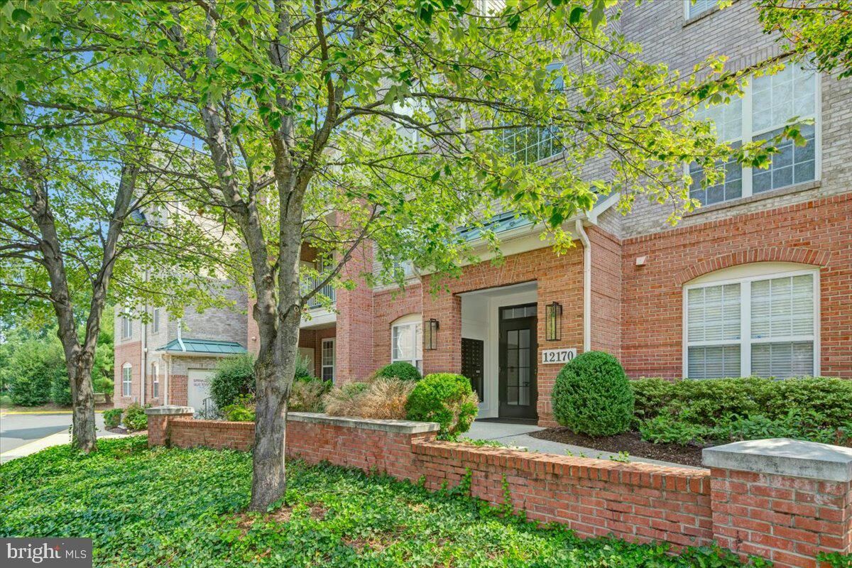 Property Photo:  12170 Abington Hall Place 303  VA 20190 