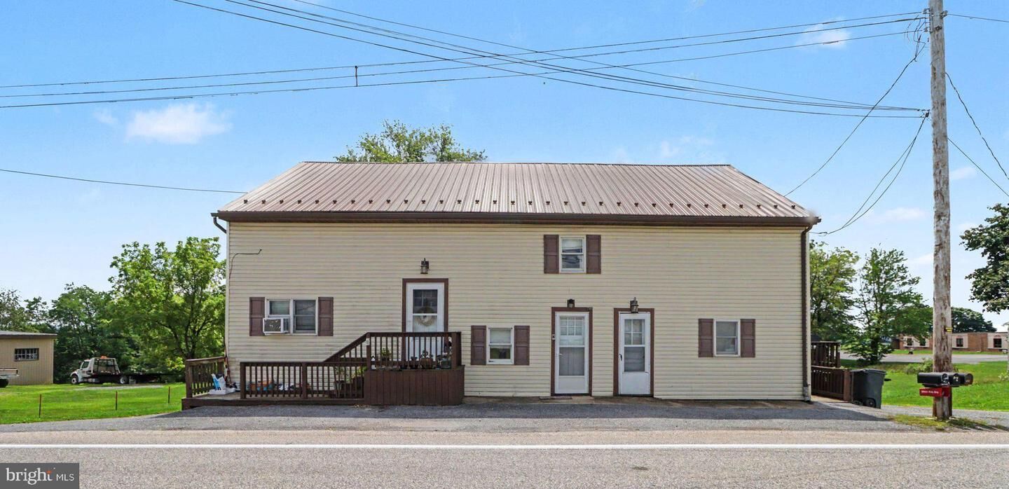Property Photo: 693 N State Route 934 PA 17003