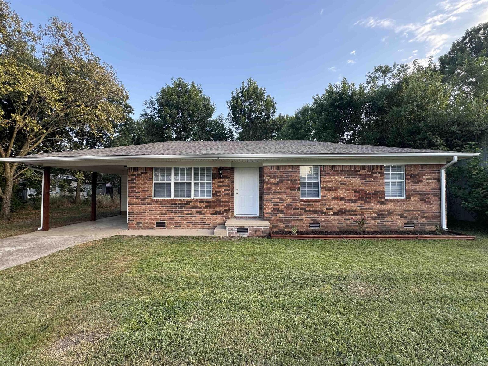 Property Photo: 502 SE Gibson St AR 72433