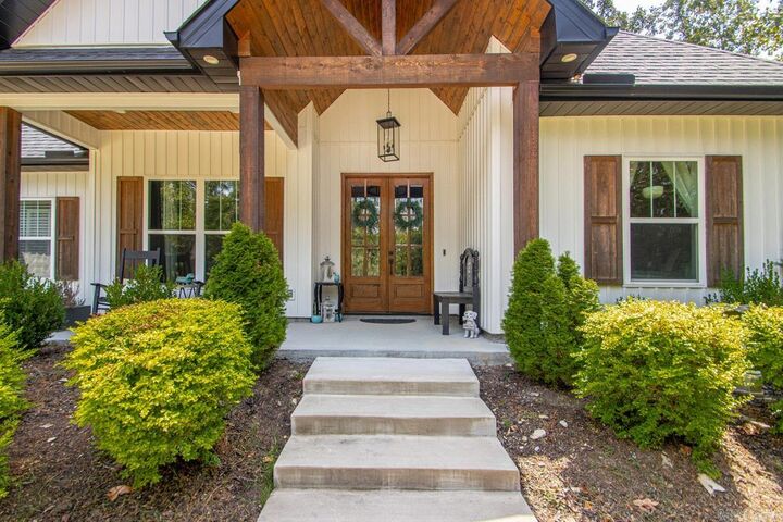 Property Photo: 1178 Brookhaven Court AR 72002