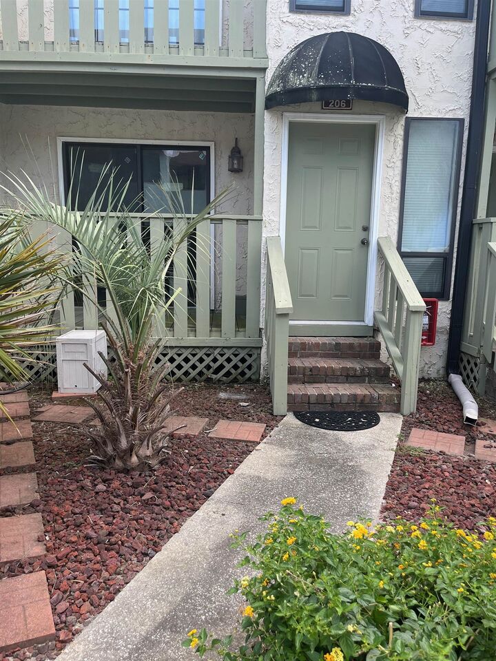 Property Photo: 303 20th Ave. S 206 SC 29577