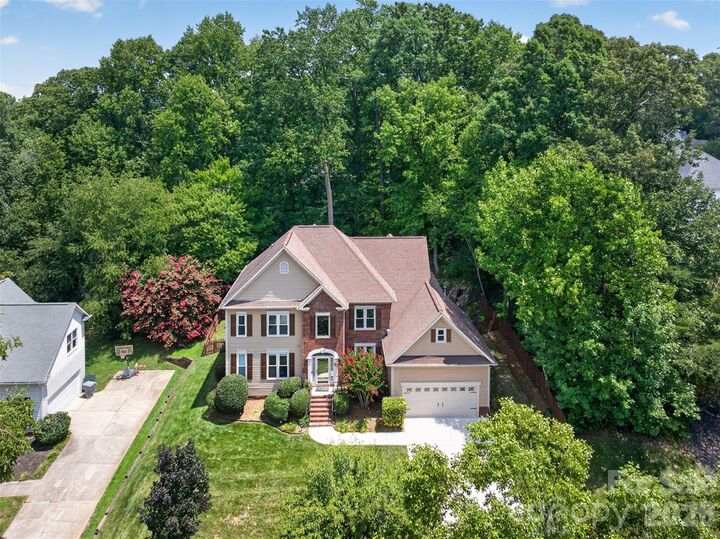 Property Photo:  8011 Alba Court  NC 28269 